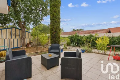 House at Lanton (33138)