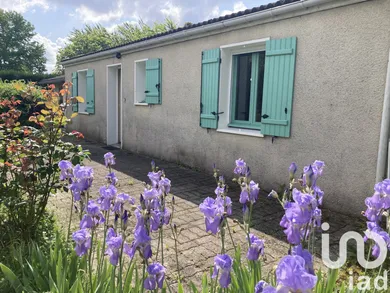 House at Vic-en-Bigorre (65500)