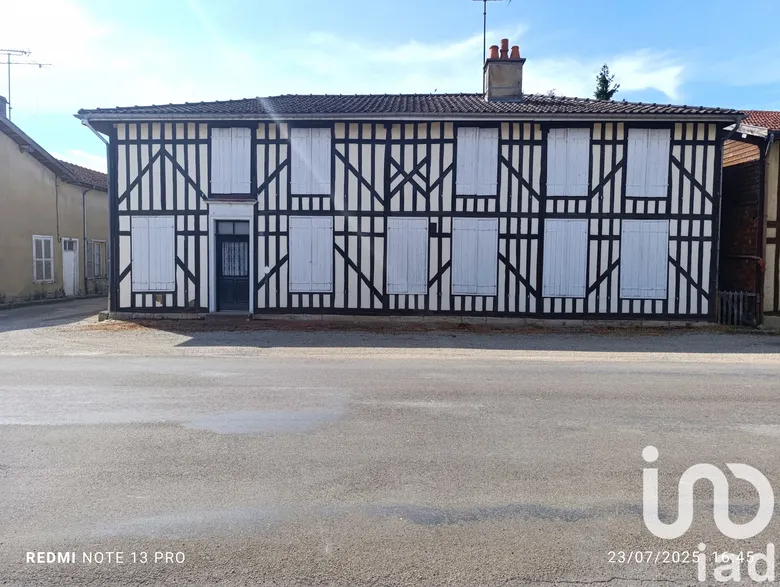 Maison 7 pièces 187 m² · à Rives Dervoises · 187 m² · 135 000 €