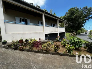 House at PETITE-ILE (97429)