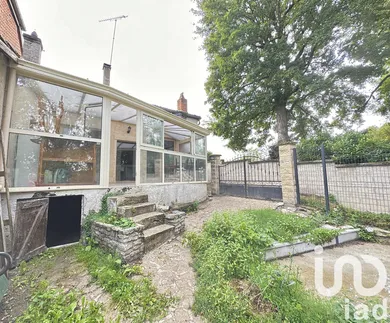 Village house at Bayel (10310)