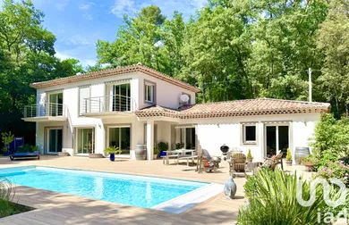 Maison à Nans-les-Pins (83860)
