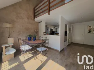 Apartment at Choisy-le-Roi (94600)