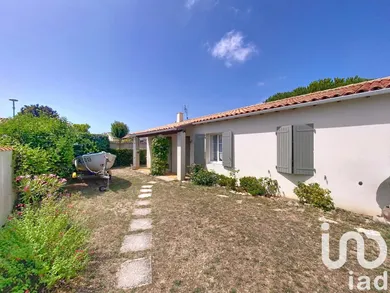 House at Saint-Martin-de-Ré (17410)