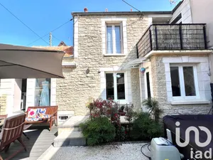Traditional house at Brunoy (91800)