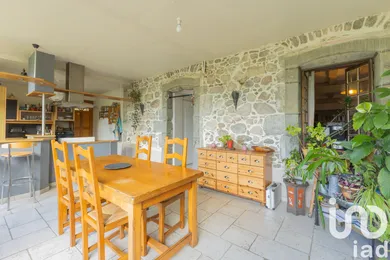 Appartement à Saint-Ours (73410)