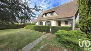 Maison traditionnelle à Le Val-David (27120)