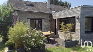 Maison de campagne à Saint-Martin-la-Garenne (78520)