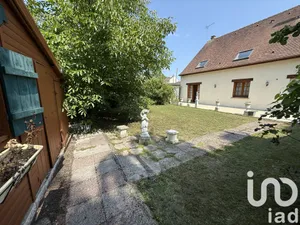 House at Chelles (77500)