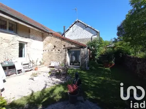 Maison de village à Saint-Anthot (21540)