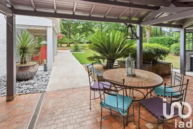 Architectural house in Saint-Aignan-Grandlieu (44860)