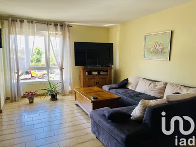 Apartment in Noisy-le-Roi (78590)