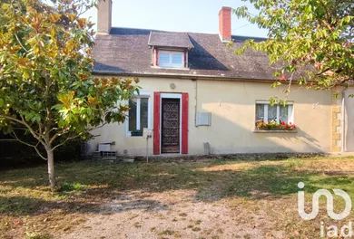 Village house at Ignol (18350)