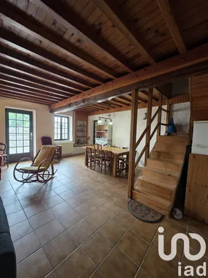 Maison de campagne à Montaiguët-en-Forez (03130)