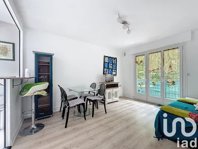 Apartment at Nogent-sur-Marne (94130)