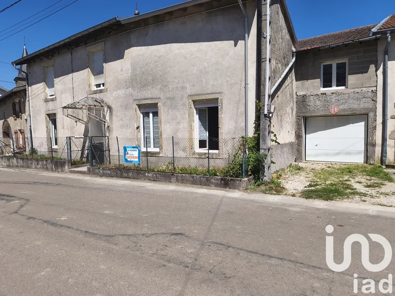 Maison 5 pièces 151 m² · à Valfroicourt · 151 m² · 52 000 €