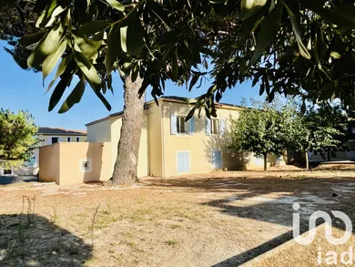 Apartment in Bagnols-sur-Cèze (30200)