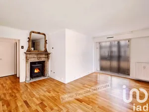 Appartement à Versailles (78000)
