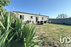Maison à Ferrières (17170)