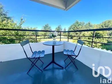 Apartment in Guyancourt (78280)