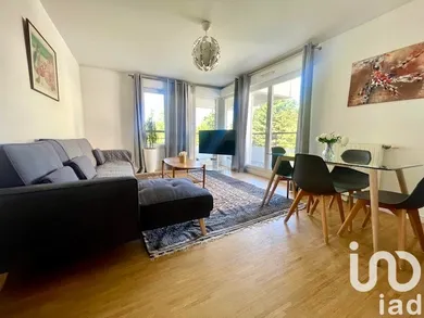Apartment in Guyancourt (78280)