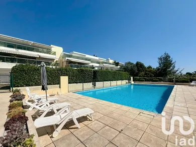 Apartment in Antibes (06600)
