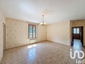 House at Deville (08800)