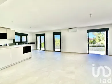 Maison à Saint-Raphaël (83700)