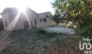 Maison à Saint-Gilles (30800)