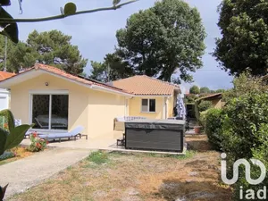 Detached at Langon (33210)