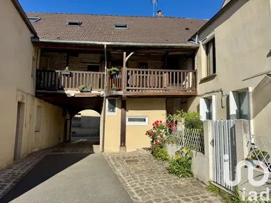 Apartment in Chaumes-en-Brie (77390)
