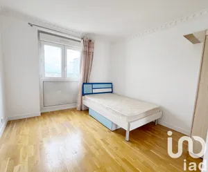 Apartment at Créteil (94000)