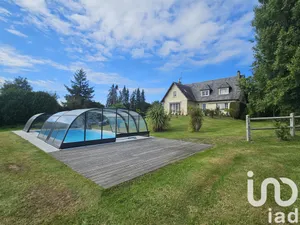 Maison à Le Mesnil-Rouxelin (50000)