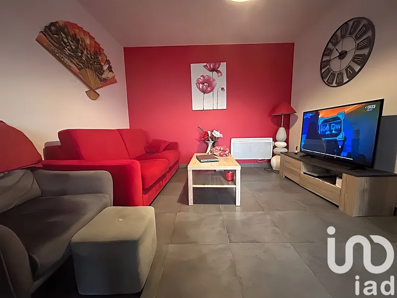 Immeuble 3 pièces 370 m² · à Rœulx · 370 m² · 447 000 €