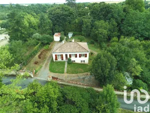 Maison à Saint-Hilaire-des-Loges (85240)