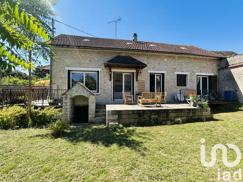 Maison 5 pièces 117 m² · à Puiseaux · 117 m² · 207 000 €