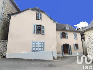 Immeuble à Sainte-Colome (64260)