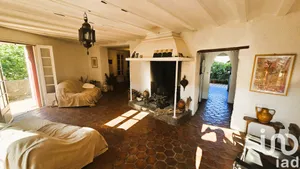 Village house at Cabrerolles (34480)