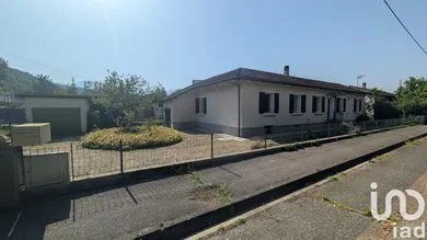 House at Champagnier (38800)