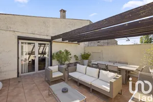 Duplex at Aix-en-Provence (13100)
