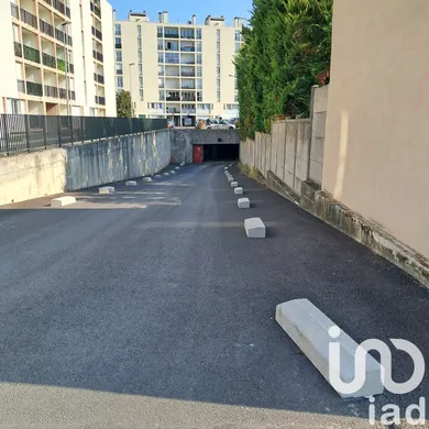 Garage à Reims (51100)