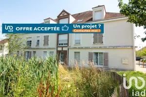 Appartement à Thoiry (78770)