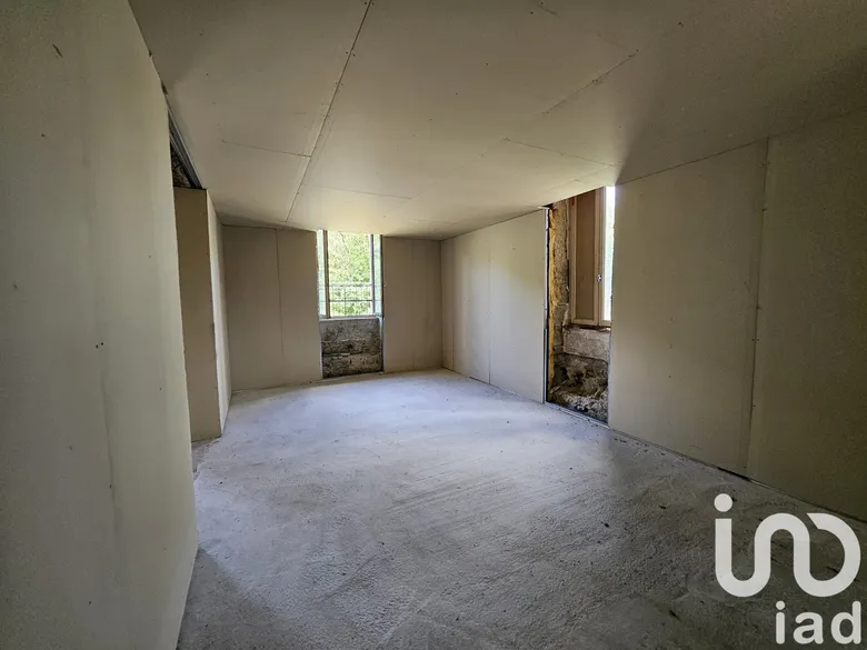 Appartement 4 pièces 105 m² · à Rossillon · 105 m² · 61 900 €