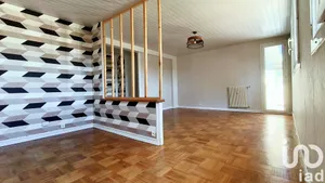 Apartment at Reims (51100)