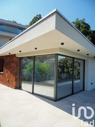 Appartement à Les Adrets-de-l'Estérel (83600)