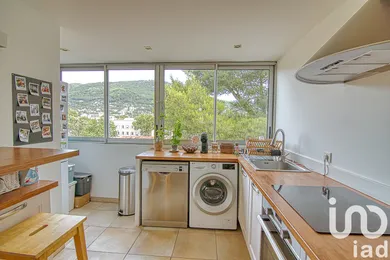 Apartment in Toulon (83100)