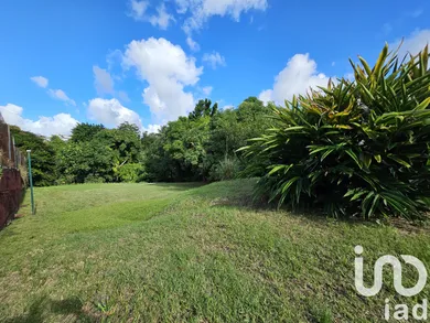 Building plot in Le Lamentin (97232)