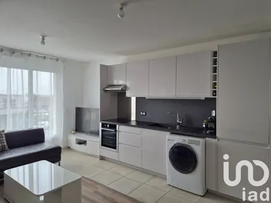 Appartement à Pontault-Combault (77340)