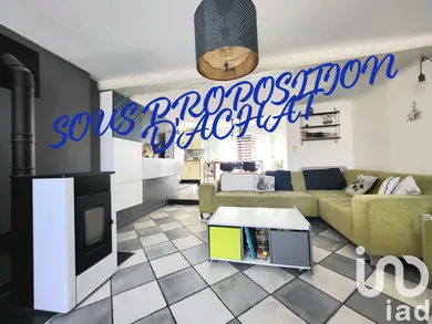 House at Sapogne-et-Feuchères (08160)