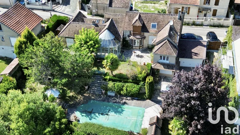 Maison 8 pièces 210 m² · à Villemanoche · 210 m² · 400 000 €